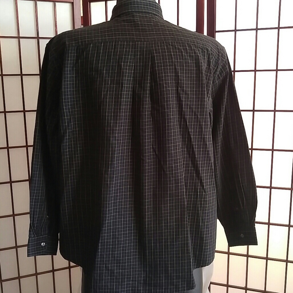 Shirt - Picture 3 of 5